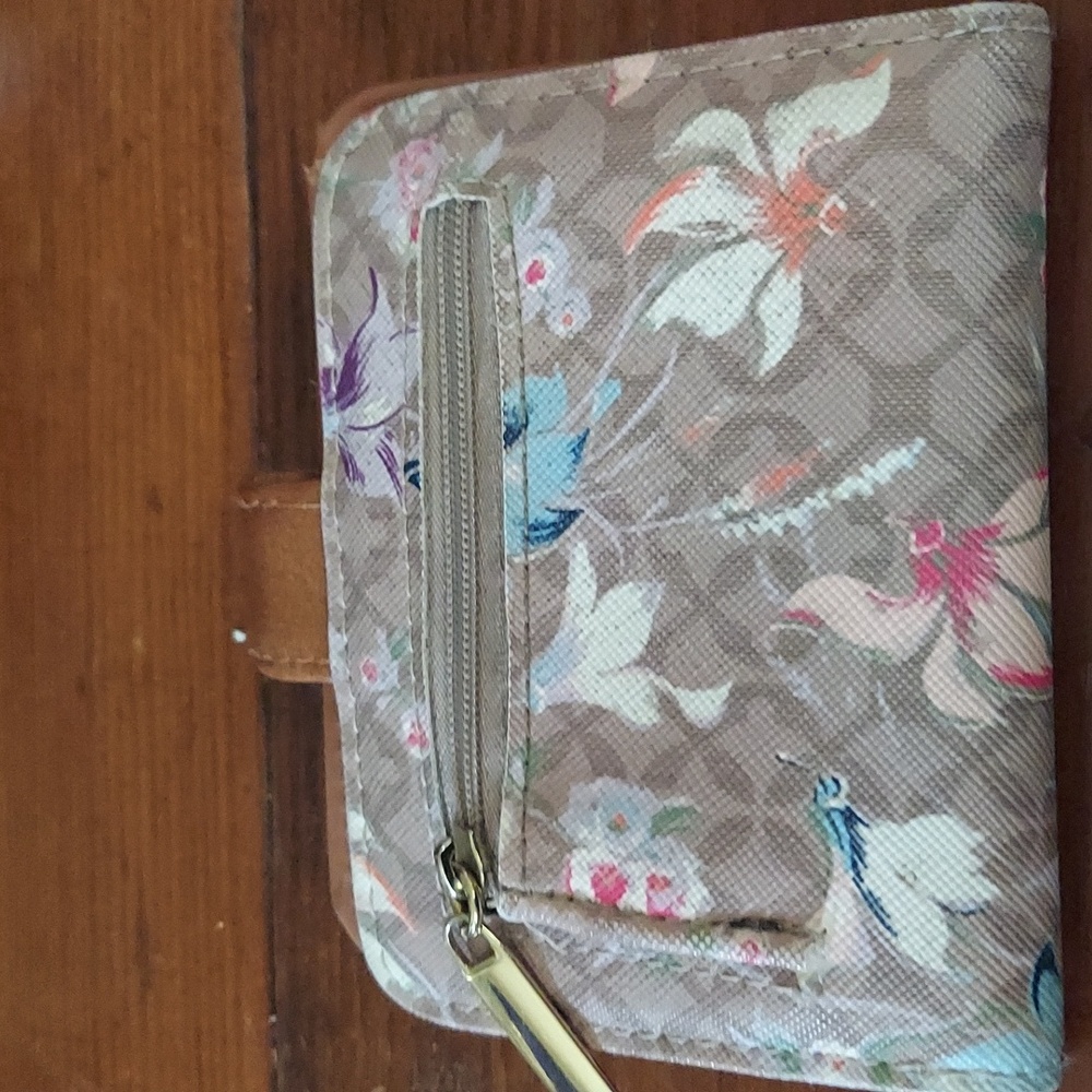 Womens wallets - Picture 4 of 4